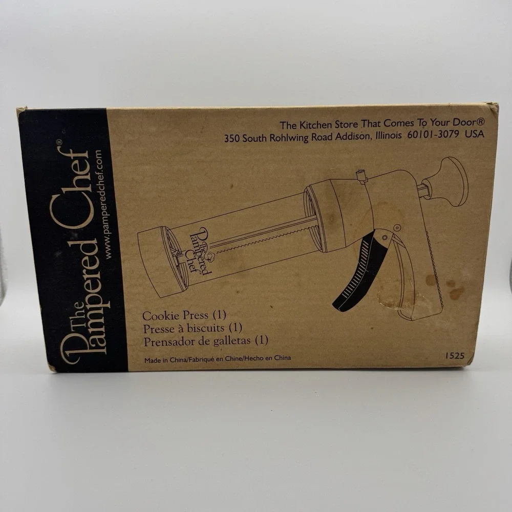 The Pampered Chef Cookie Press #1525 RETIRED - 16 Discs - In Original Box